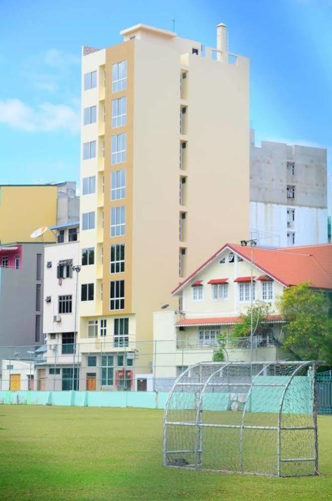 The Melrose Hotell Malé Exteriör bild