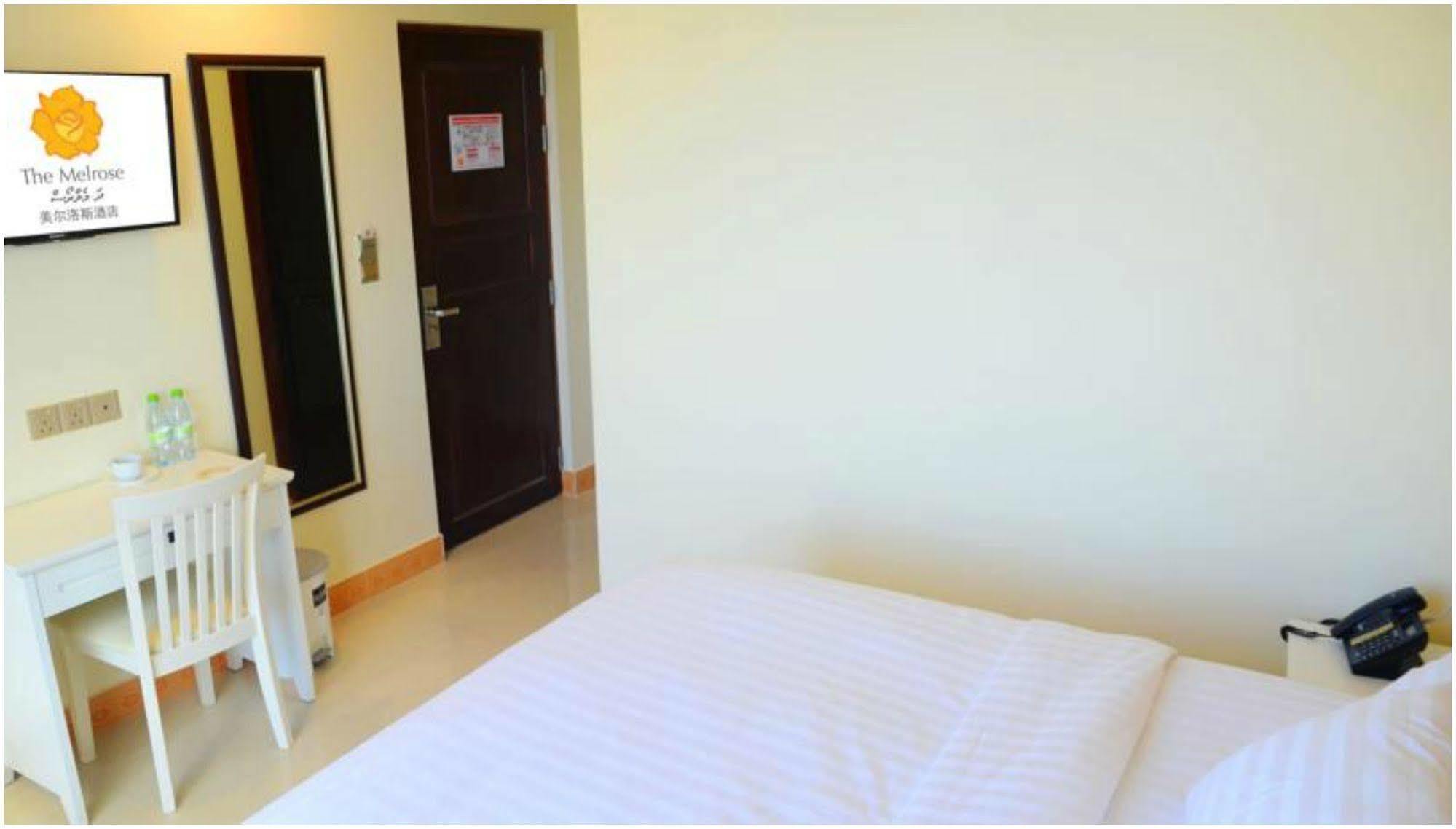 The Melrose Hotell Malé Exteriör bild